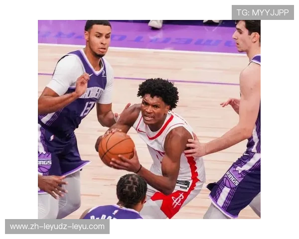 火箭队对阵国王精彩比赛集锦与得分回放